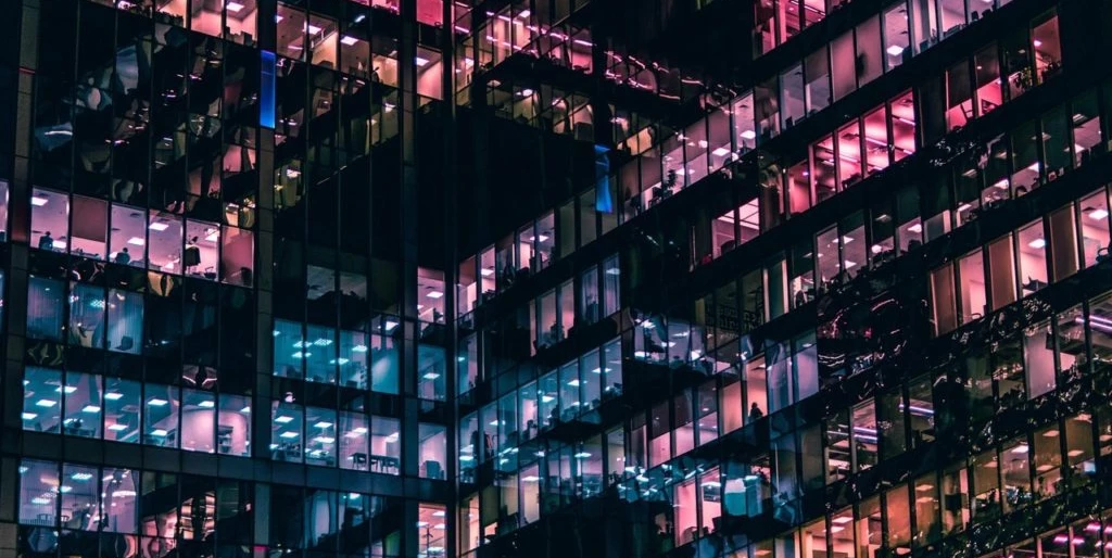 https://cms.pracuj.pl/content/uploads/2023/02/Praca-w-Business-Intelligence-jakie-ma-zalety_Easy-Resize.com_-1024x576.jpg