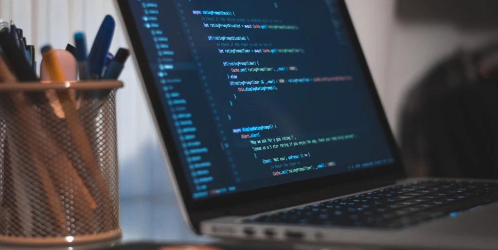 https://cms.pracuj.pl/content/uploads/2023/10/altumcode-dC6Pb2JdAqs-unsplash-2-1024x721.jpg
