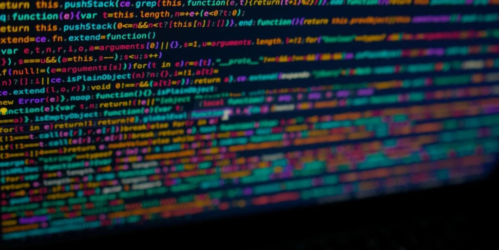 https://cms.pracuj.pl/content/uploads/2025/11/walkator-dwigDz0t6TY-unsplash-1024x683.jpg